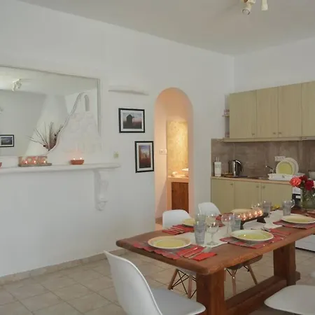 Private Large House Next To Mykonos Town Dom wakacyjny *